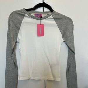 Edikted Gray and White Long Sleeve Tee